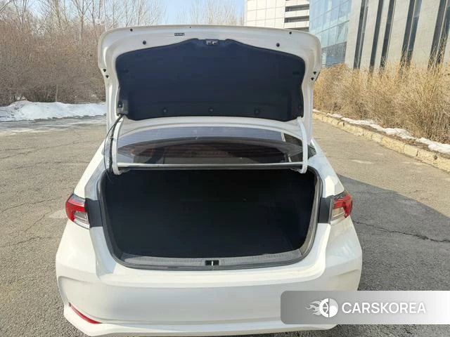 Toyota Corolla id 4263153 из Китая 7