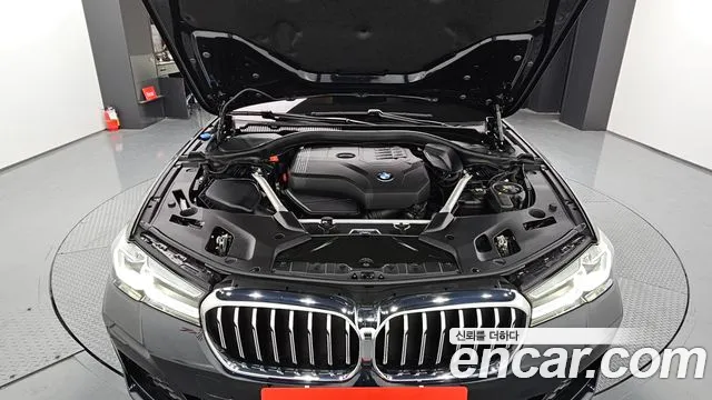 BMW 5 Series (G30) id 2688385 из Кореи 7