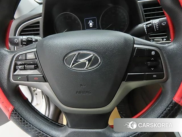 Hyundai Avante AD id 3905971 из Кореи 7