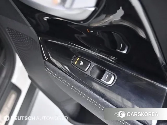 Kia Niro EV id 3060796 из Кореи 7