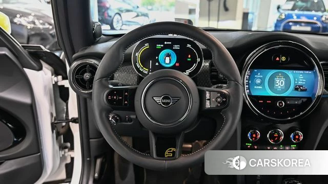 Mini Cooper Electric id 4654690 из Кореи 7