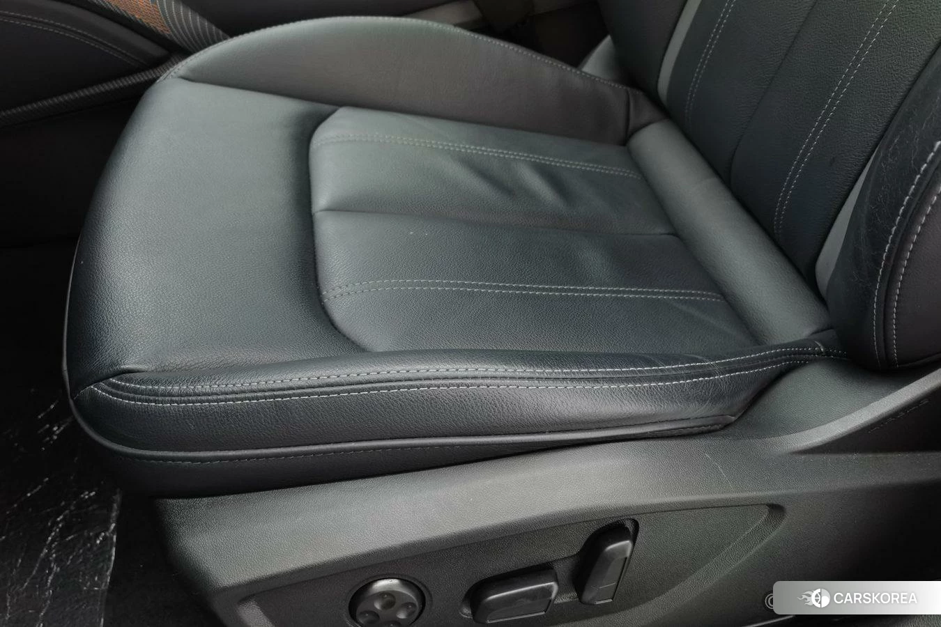 Audi Q2L id 4455105 из Китая 7