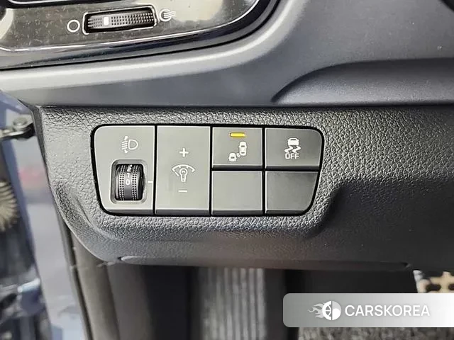 Kia Stonic id 3669241 из Кореи 7