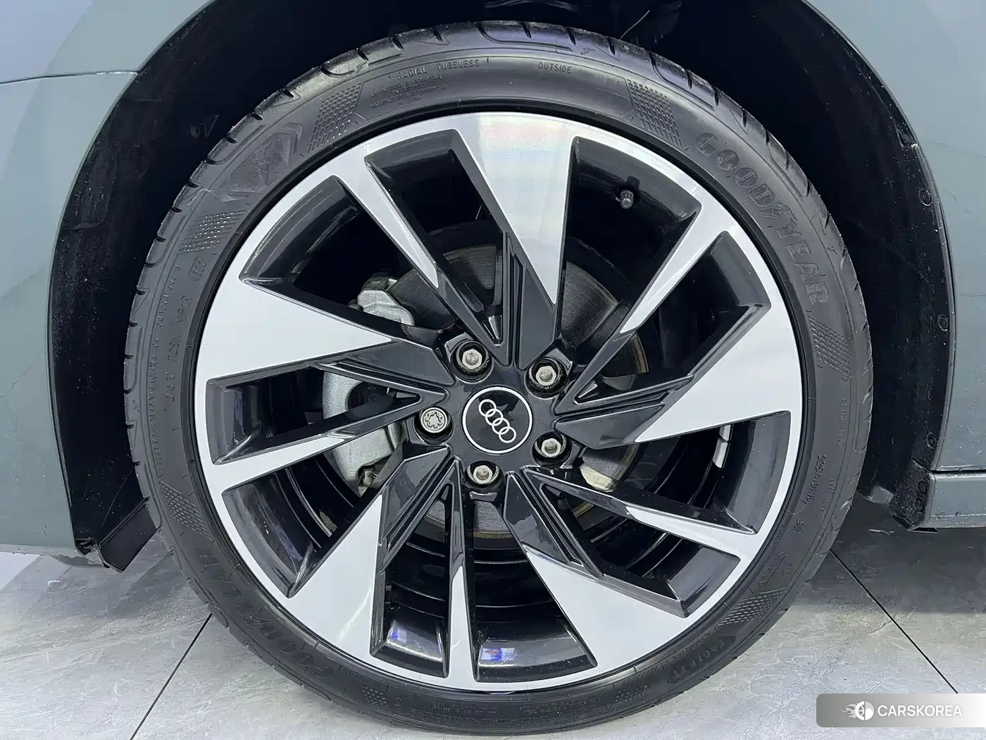 Audi A3 id 4655218 из Китая 7