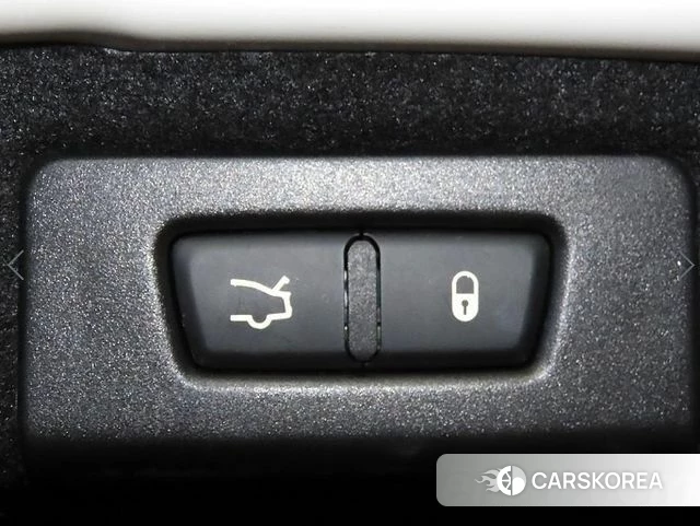 Maserati Quattroporte id 4390343 из Кореи 7