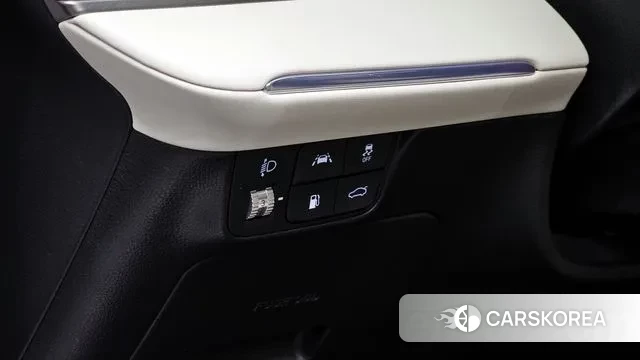 Hyundai The New Grandeur IG Hybrid id 3329330 из Кореи 7