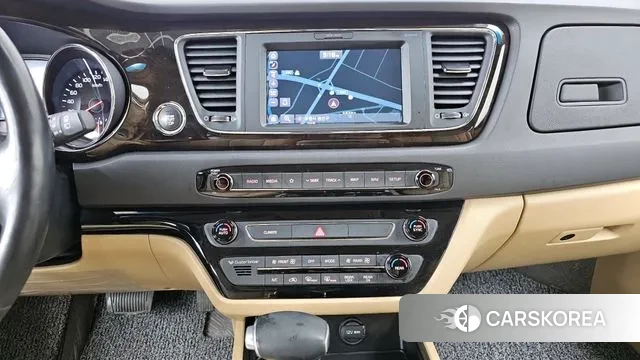 Kia The New Carnival id 3631925 из Кореи 7