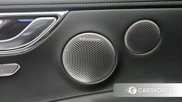 Genesis GV80 id 3921973 из Кореи 7