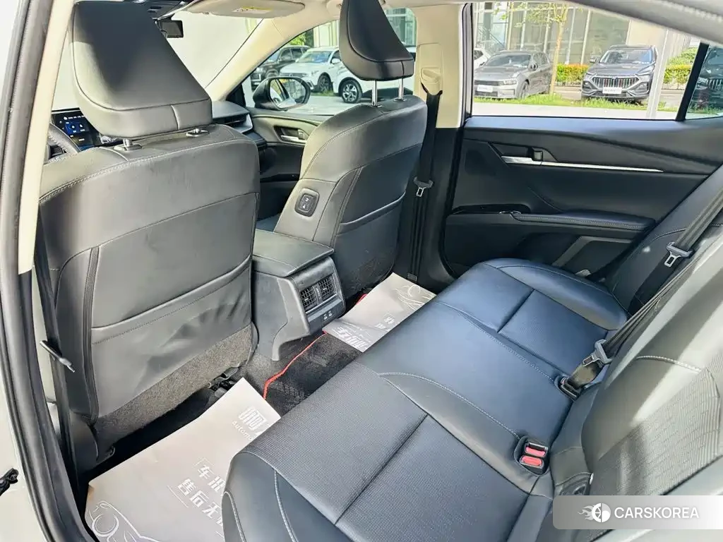 Toyota Camry id 4634815 из Китая 7