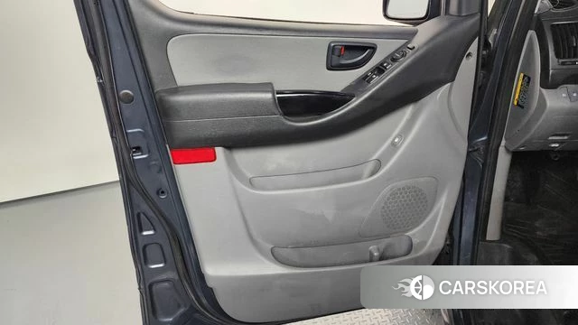 Hyundai The New Grand Starex id 4483429 из Кореи 7