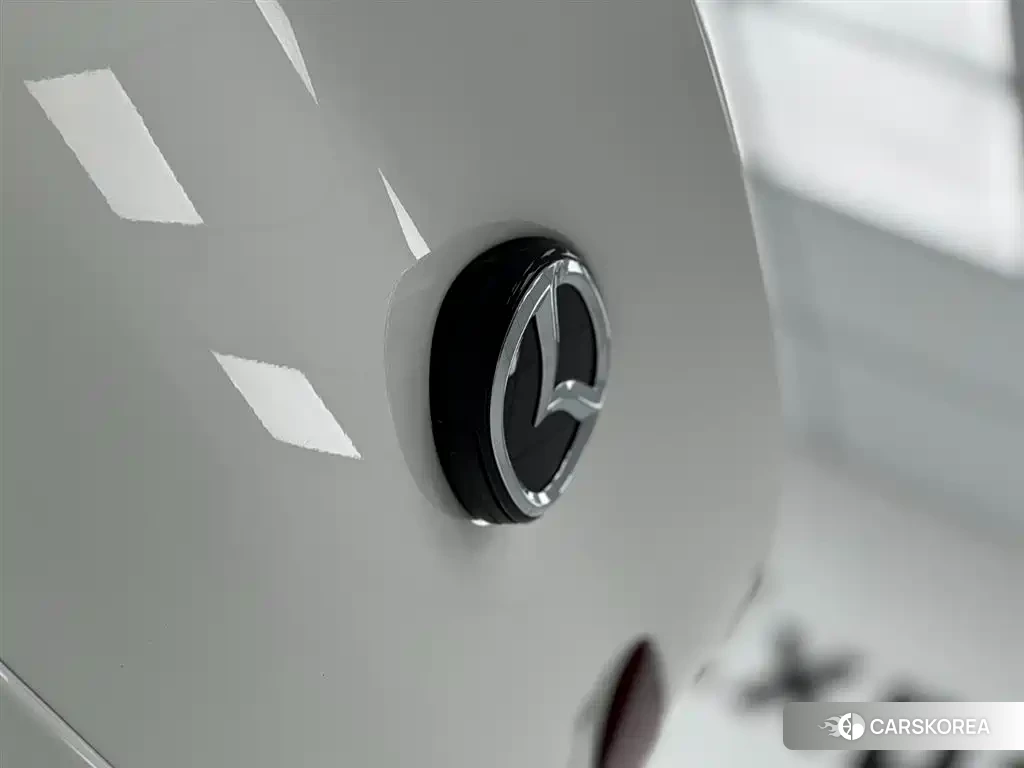 Mazda 3 id 4577616 из Китая 7