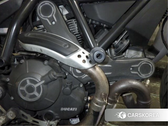 Ducati SCRAMBLER FULL THROTTLE id 4191875 из Японии 7