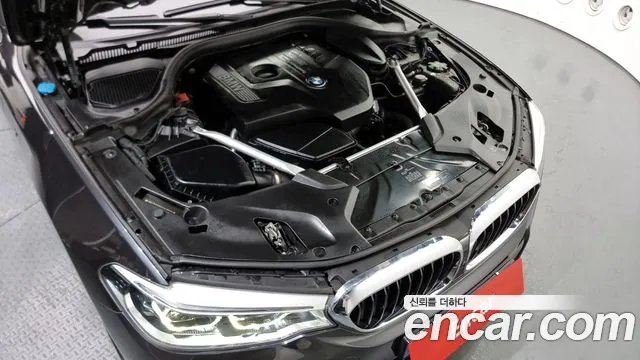 BMW 5 Series (G30) id 2579618 из Кореи 7