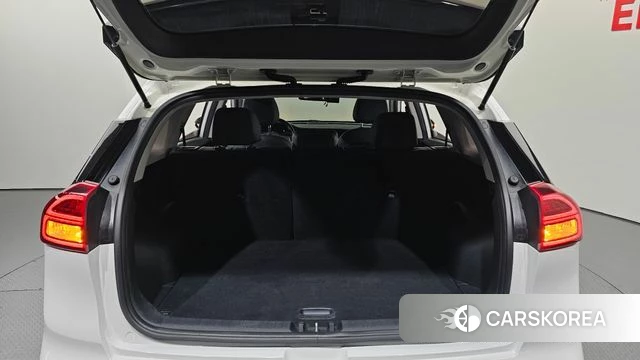 Kia Niro EV id 3904256 из Кореи 7