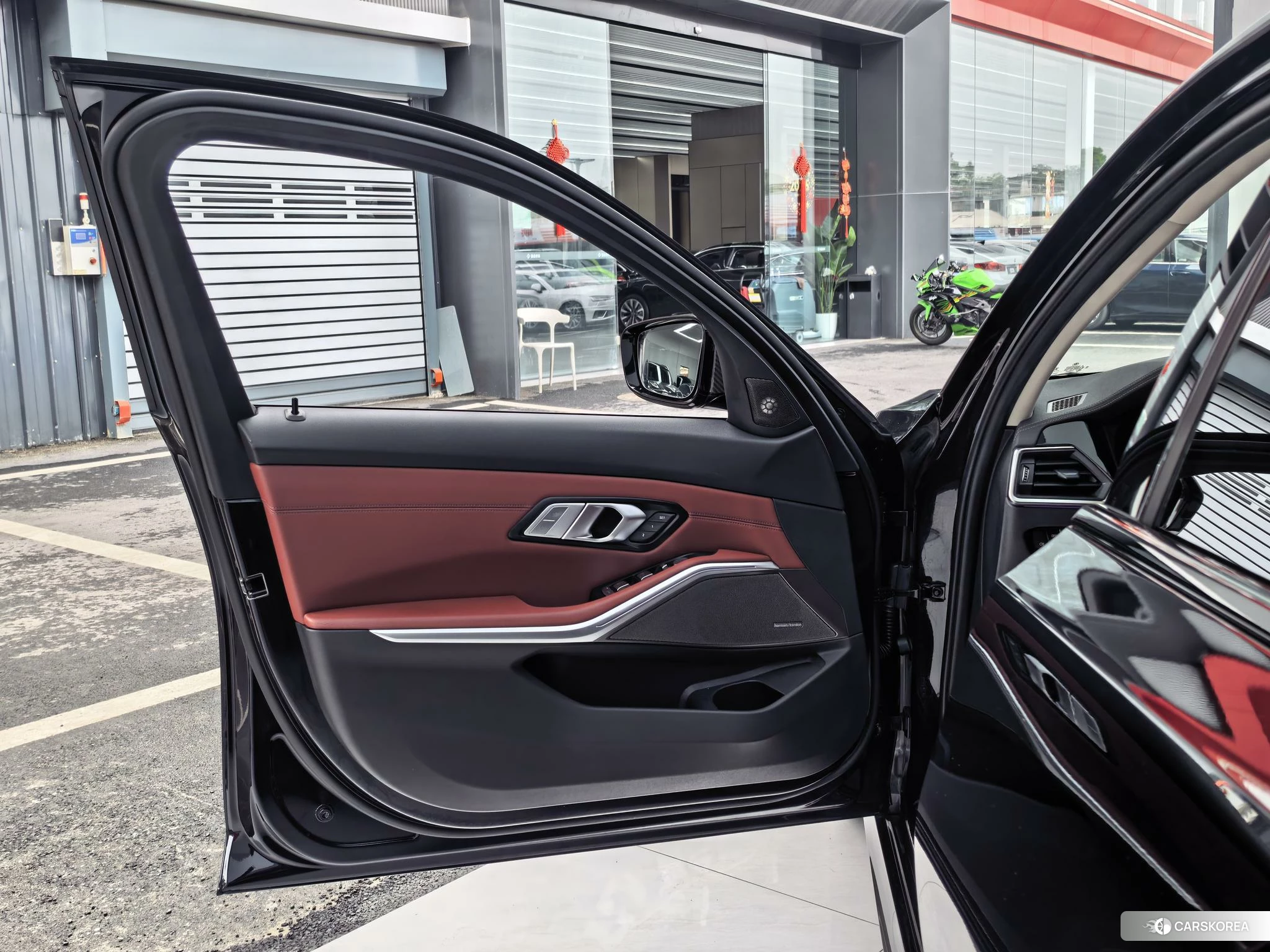 BMW 3 series id 4473797 из Китая 7