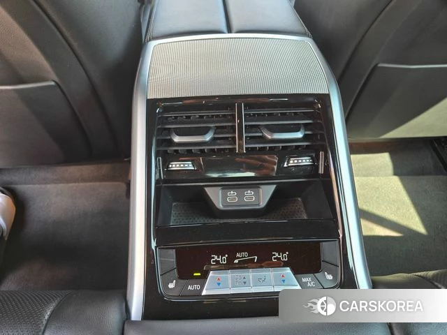 BMW 8 Series (G15) id 3942204 из Кореи 7