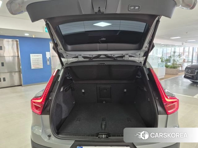 Volvo XC40 id 4400137 из Кореи 7