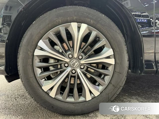 Honda UR-V id 4279125 из Китая 7