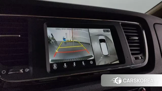 Kia The New Carnival id 3748354 из Кореи 7