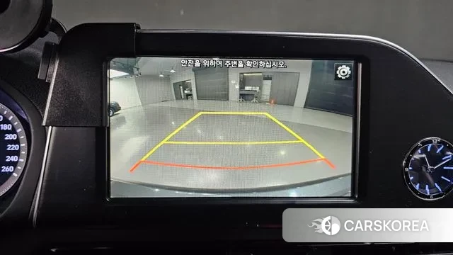 Hyundai Grandeur IG id 3330483 из Кореи 7