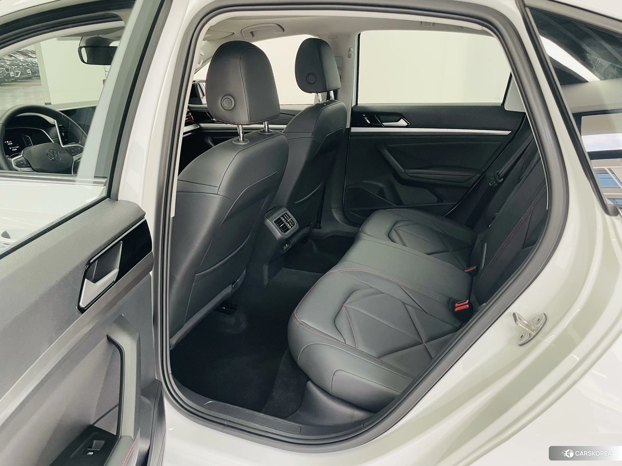 Volkswagen Lavida id 4407245 из Китая 7