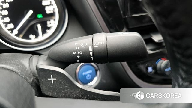 Toyota Camry (XV70) id 3860178 из Кореи 7