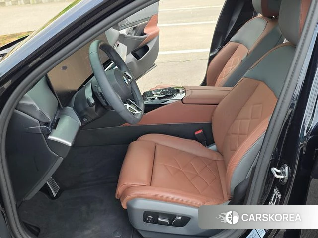 BMW 5 Series (G60) id 4599862 из Кореи 7