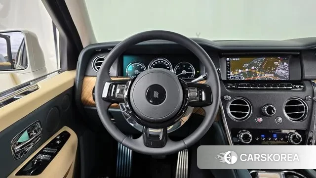 Rolls-Royce Cullinan id 3675233 из Кореи 7