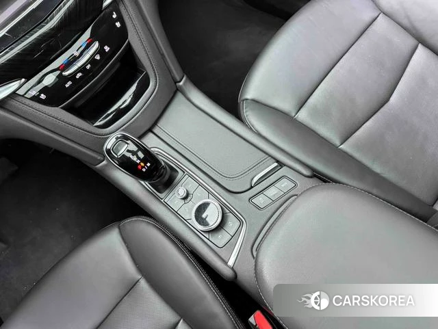 Cadillac XT6 id 4209948 из Китая 7