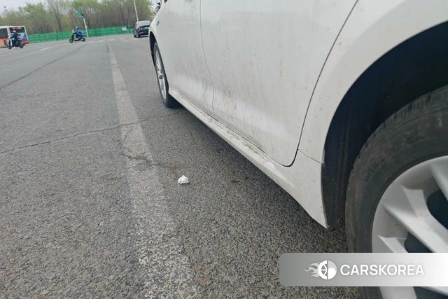 Toyota Corolla id 4278945 из Китая 7