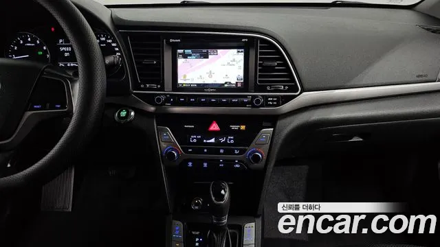 Hyundai Avante AD id 2634959 из Кореи 7