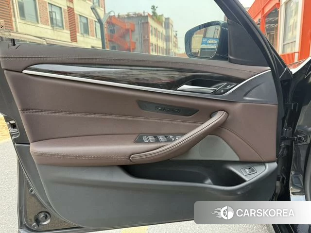 BMW 5 series id 4259108 из Китая 7
