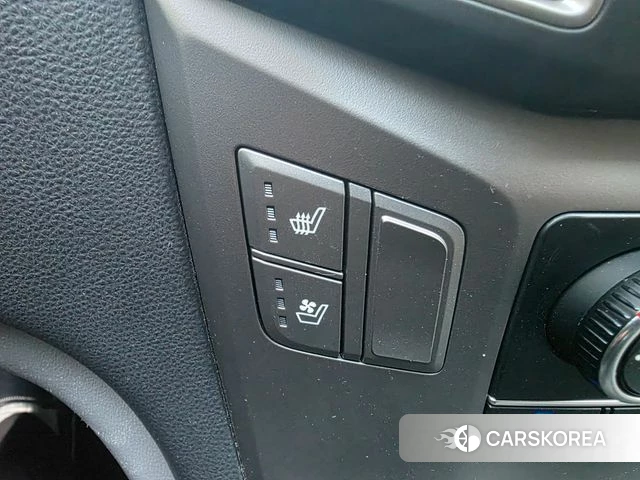 Hyundai The New Grand Starex id 3853191 из Кореи 7