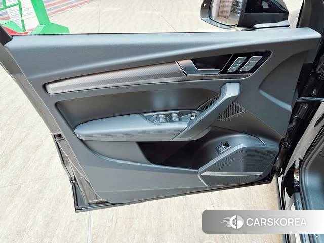 Audi Q5L id 4258688 из Китая 7
