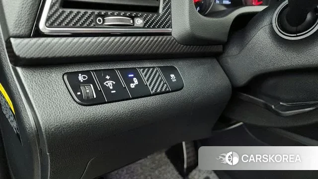 Hyundai Avante AD id 3599213 из Кореи 7