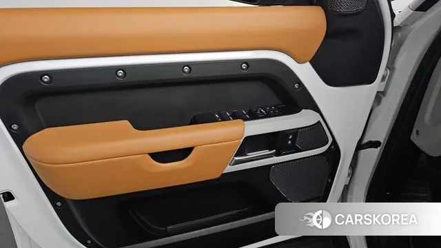 Land Rover Defender (L663) id 3734334 из Кореи 7