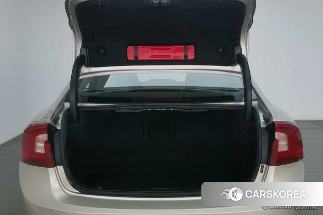 Volvo S60 id 4212567 из Китая 7