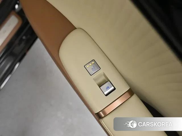 Hyundai Grandeur Hybrid (GN7) id 3442581 из Кореи 7
