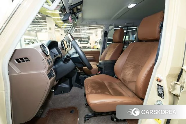 Toyota Land Cruiser 70 Series id 4272193 из Китая 7