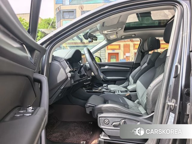 Audi Q5L id 4275680 из Китая 7