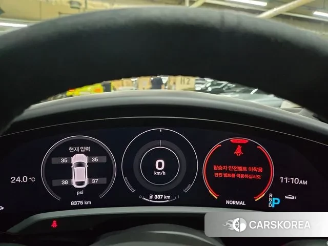 Porsche Taycan id 2939325 из Кореи 7