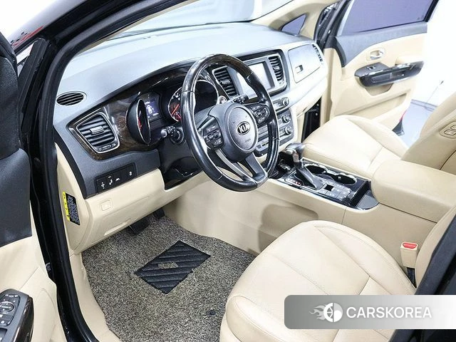 Kia The New Carnival id 4667537 из Кореи 7