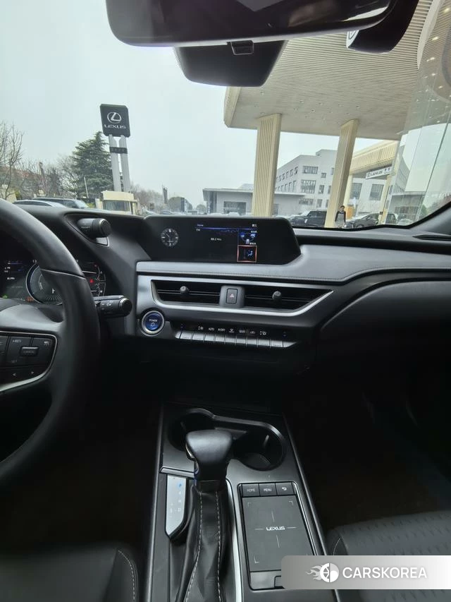 Lexus UX id 4209264 из Китая 7