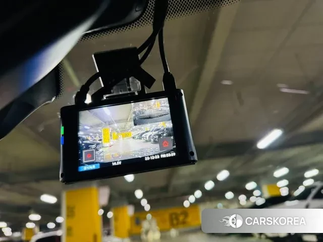 BMW 5 Series (G30) id 3508898 из Кореи 7