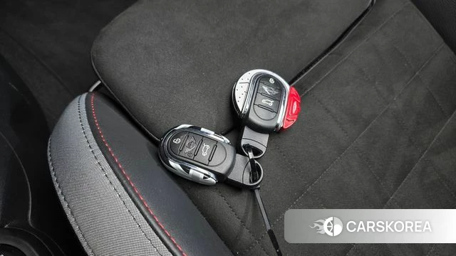 Mini Cooper S Convertible id 3955280 из Кореи 7