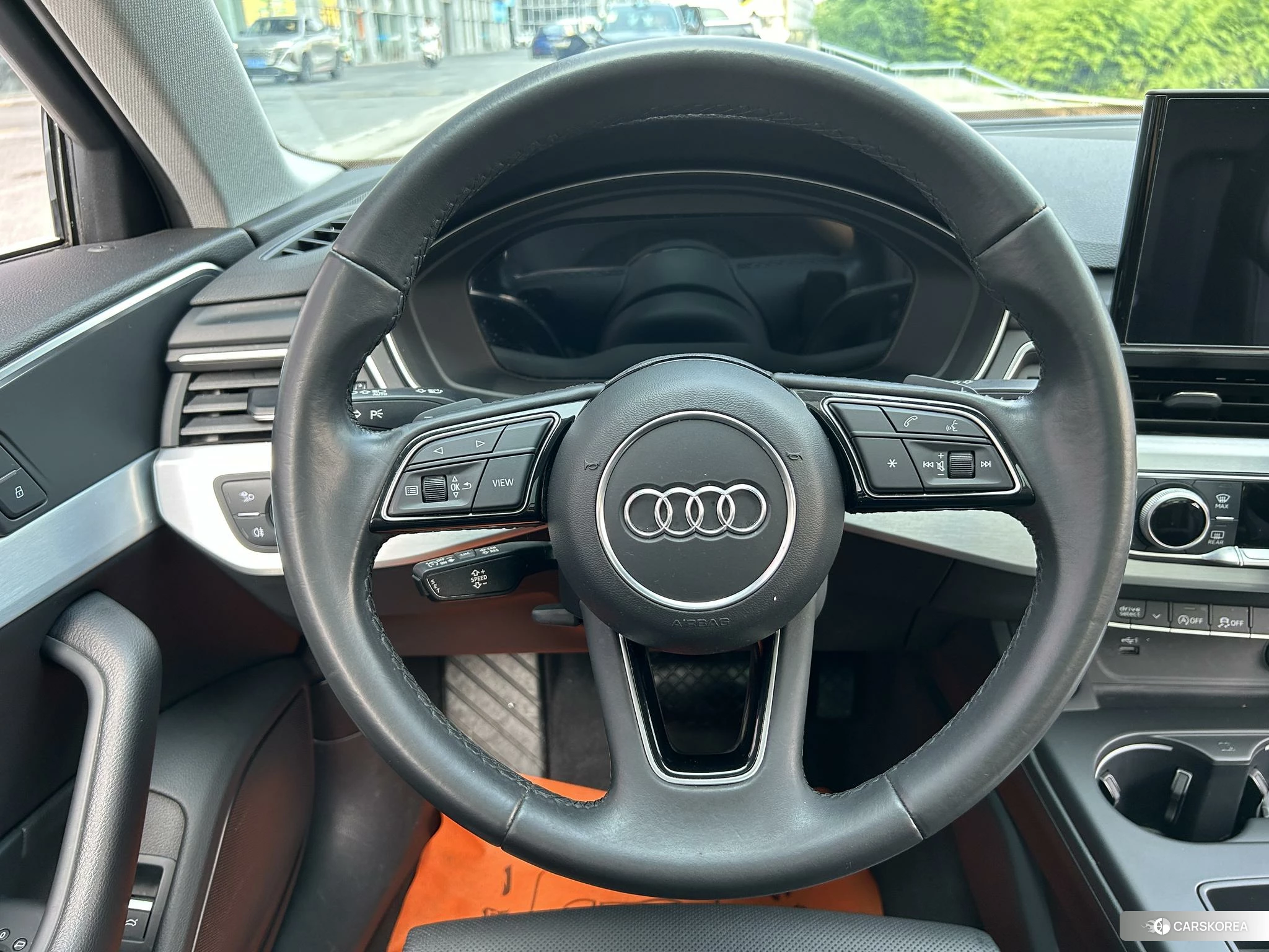 Audi A4L id 4513459 из Китая 7