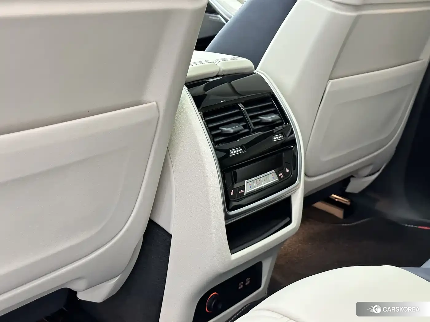 BMW X7 id 4547642 из Китая 7