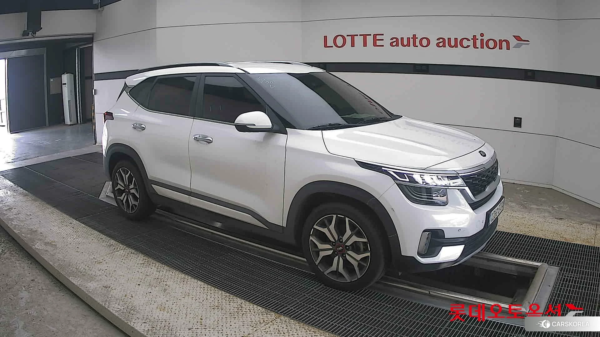 Kia Seltos id 4664338 из Кореи 7