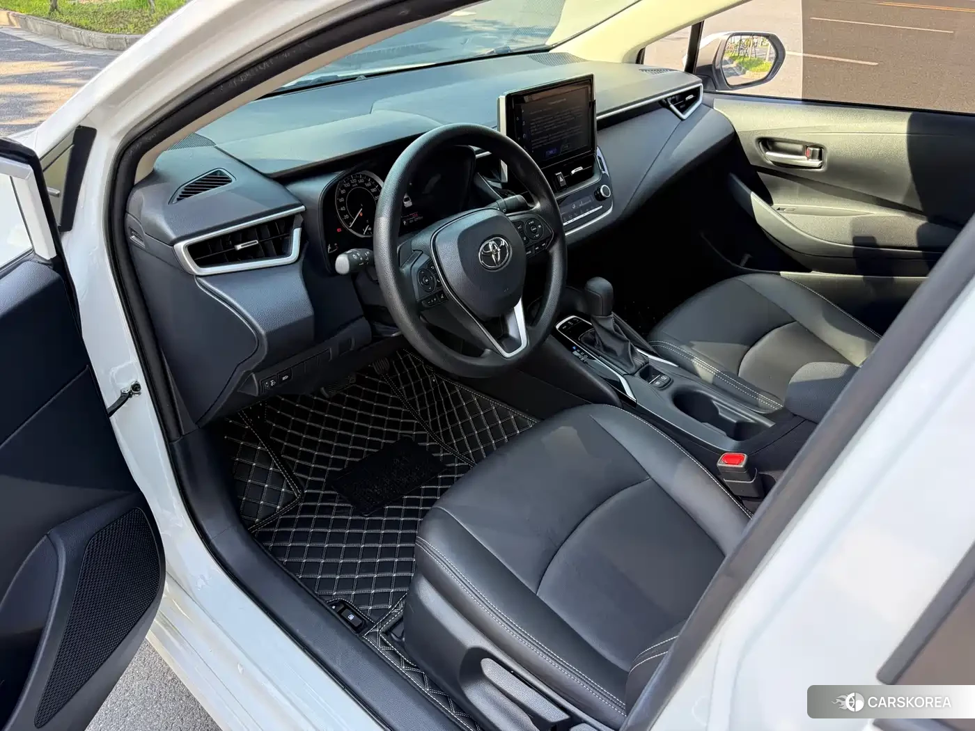 Toyota Corolla id 4669401 из Китая 7