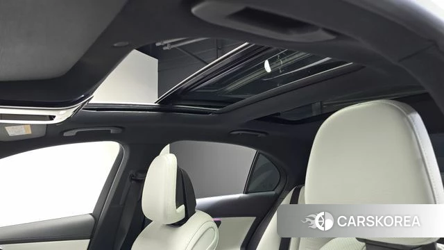 Mercedes-Benz C-Class W206 2025 Белый из Кореи, фото 6